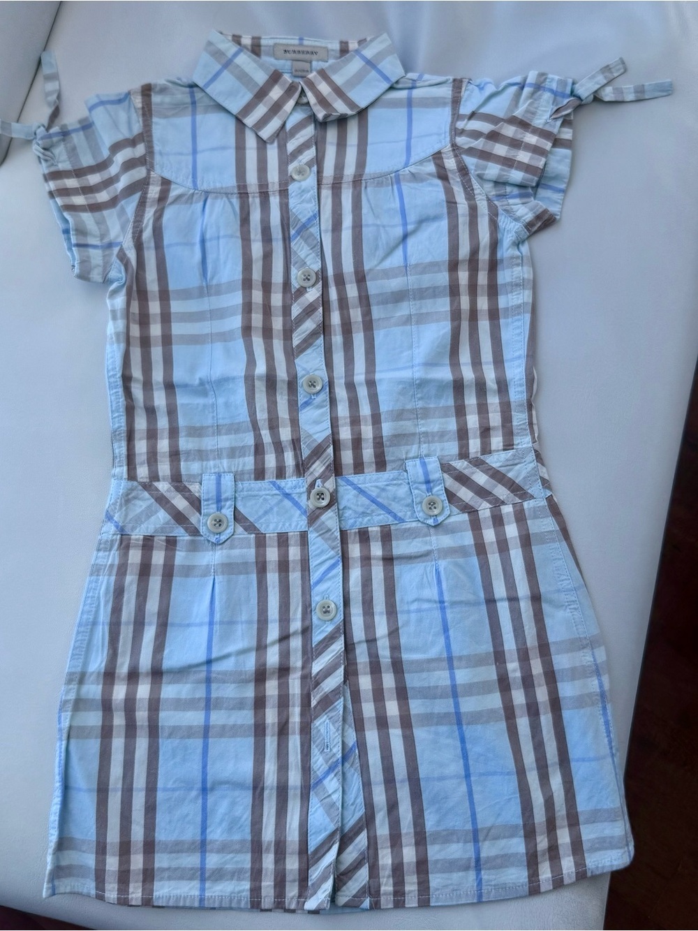Burberry dress button down 8T blue Burberry belt ( Tag CWF cut)